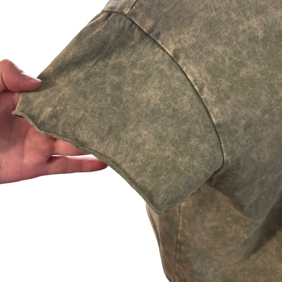 Zenana Size S/M Vintage Sage Top - Picture 5 of 10